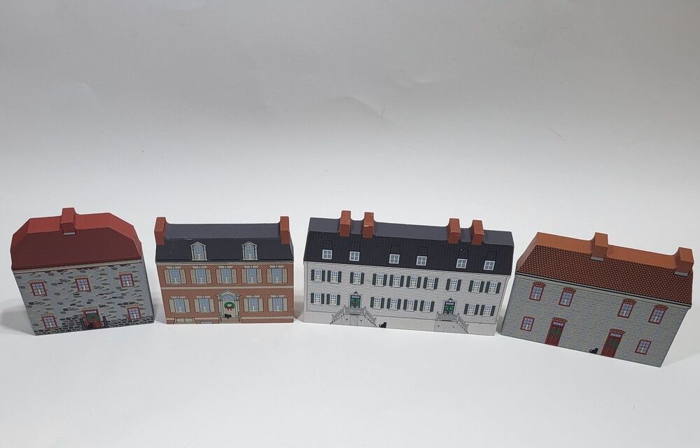 Cat's Meow Bethlehem Christmas Series Pennsylvania Lot of 4 Shelf Sitters 2005